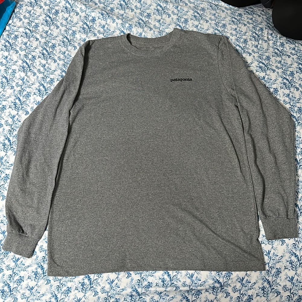 Patagonia- Long Sleeve Shirt